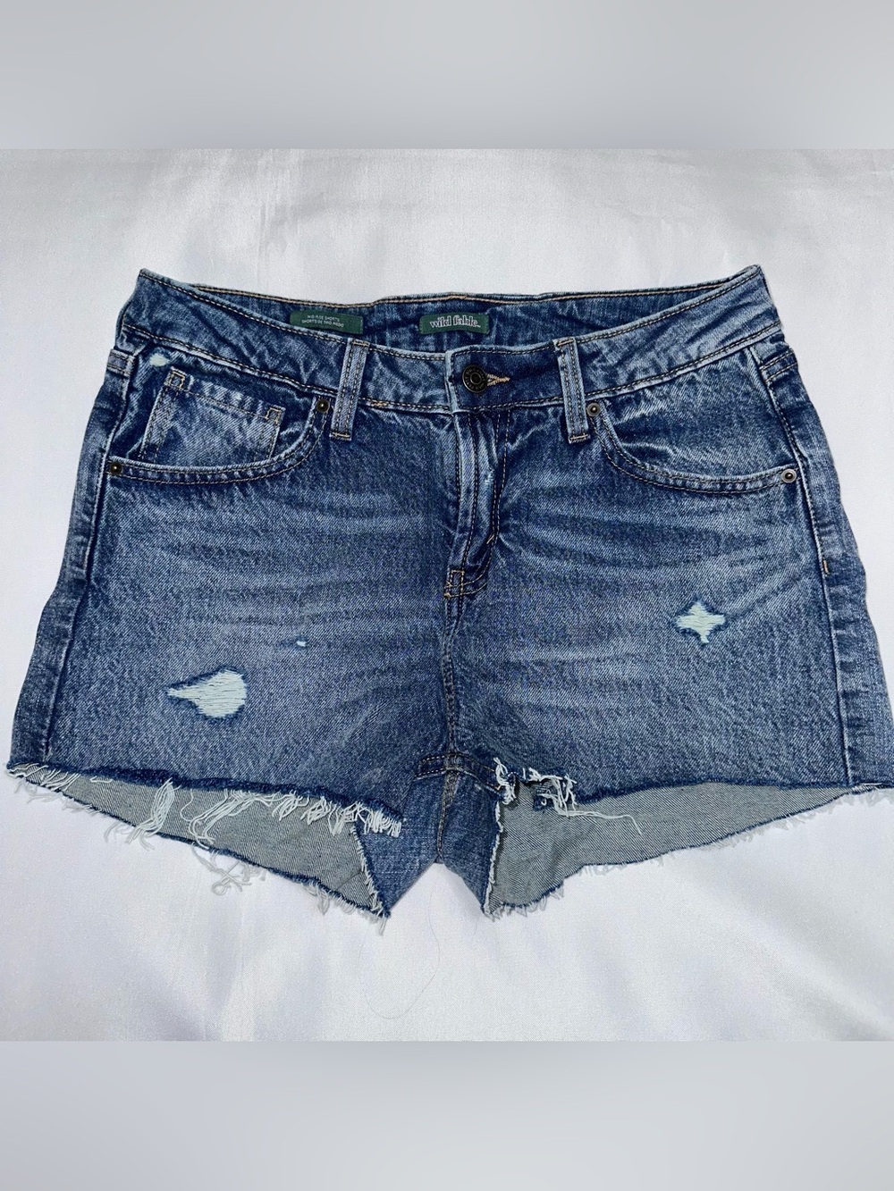 wild‎ fable Distressed Dark Blue Denim Shorts size 2 mid rise